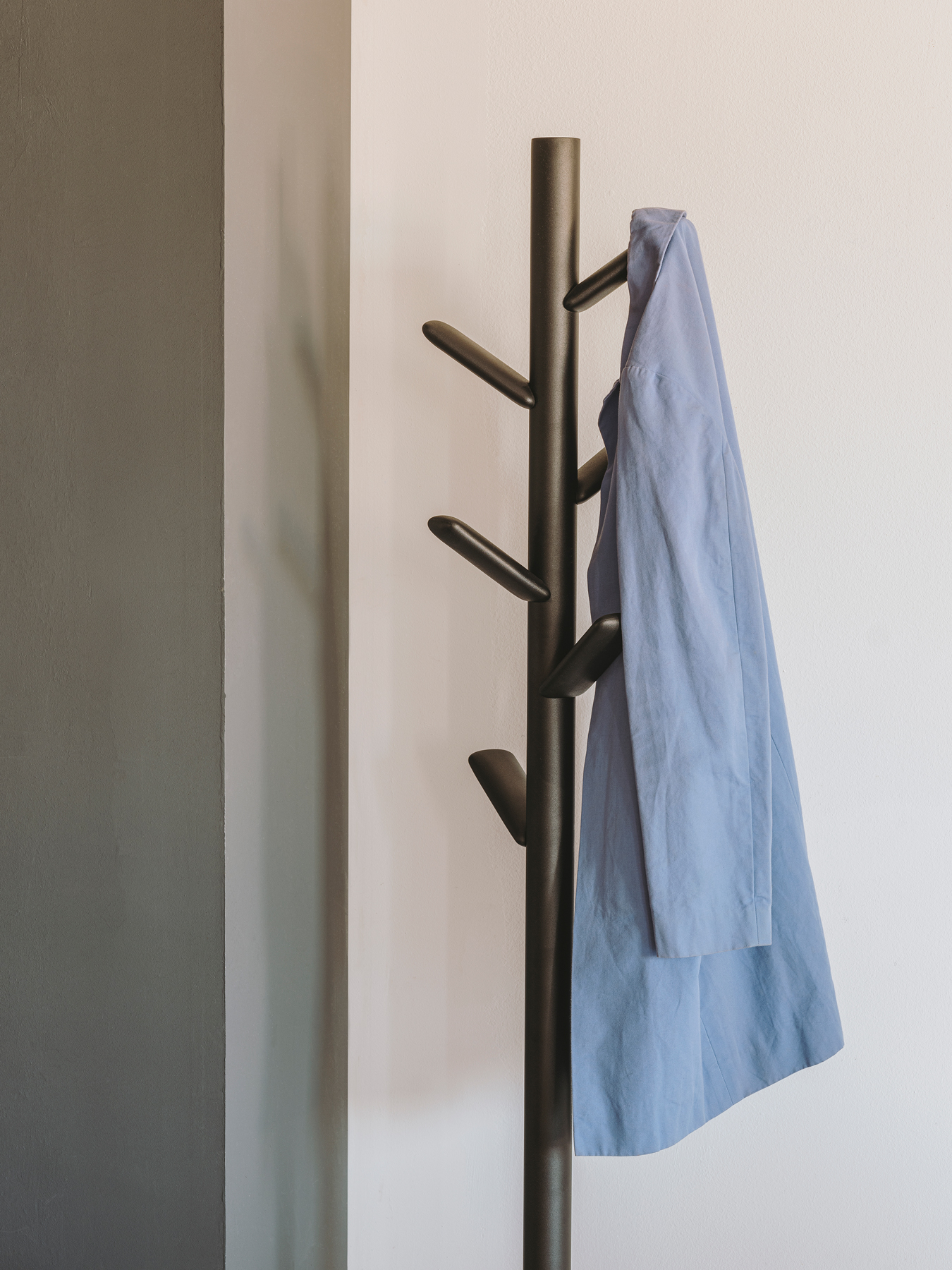 Caddy Coat Stand